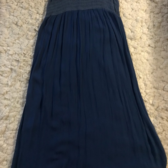 comfortable midi - length dress. - Picture 2 of 2